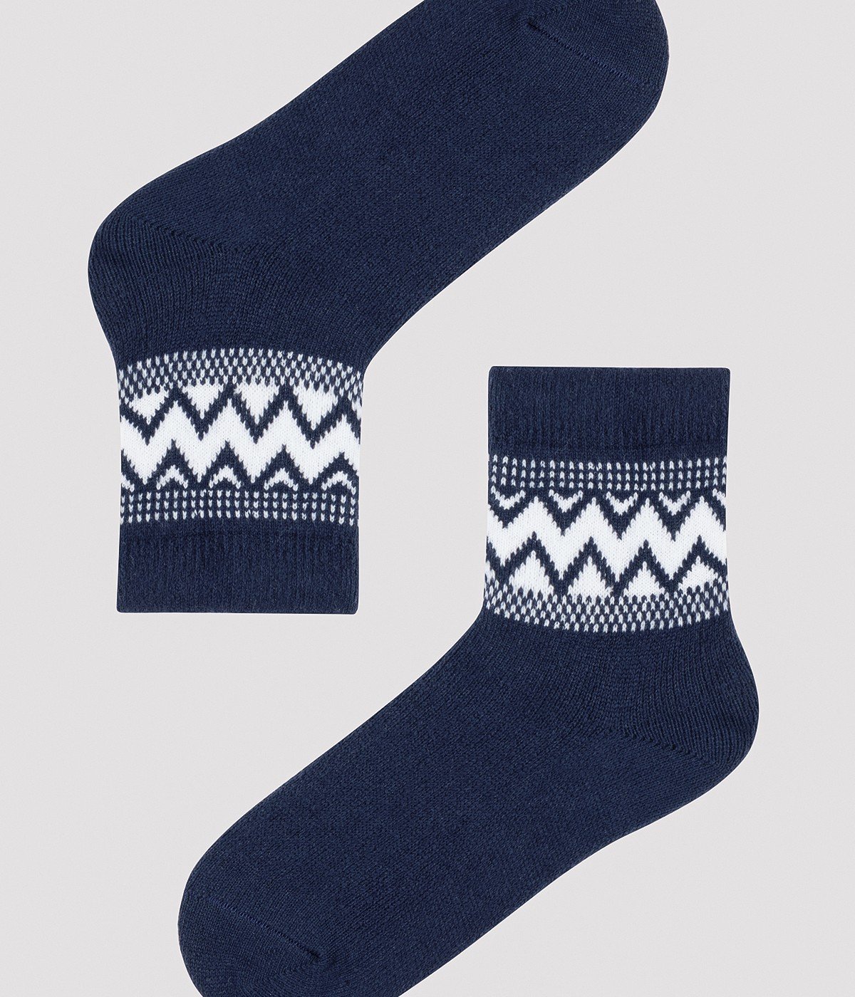 Boys Navy Zigzag Socks