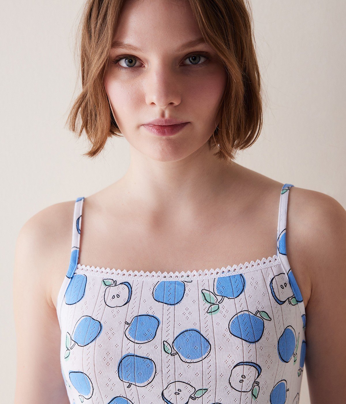 Apple Detailed Cami