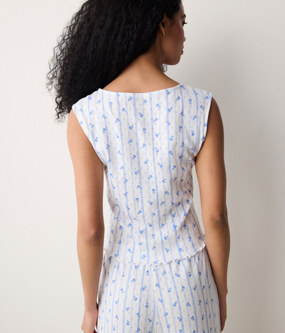 Roses Printed Pointel Athlete PJ Top