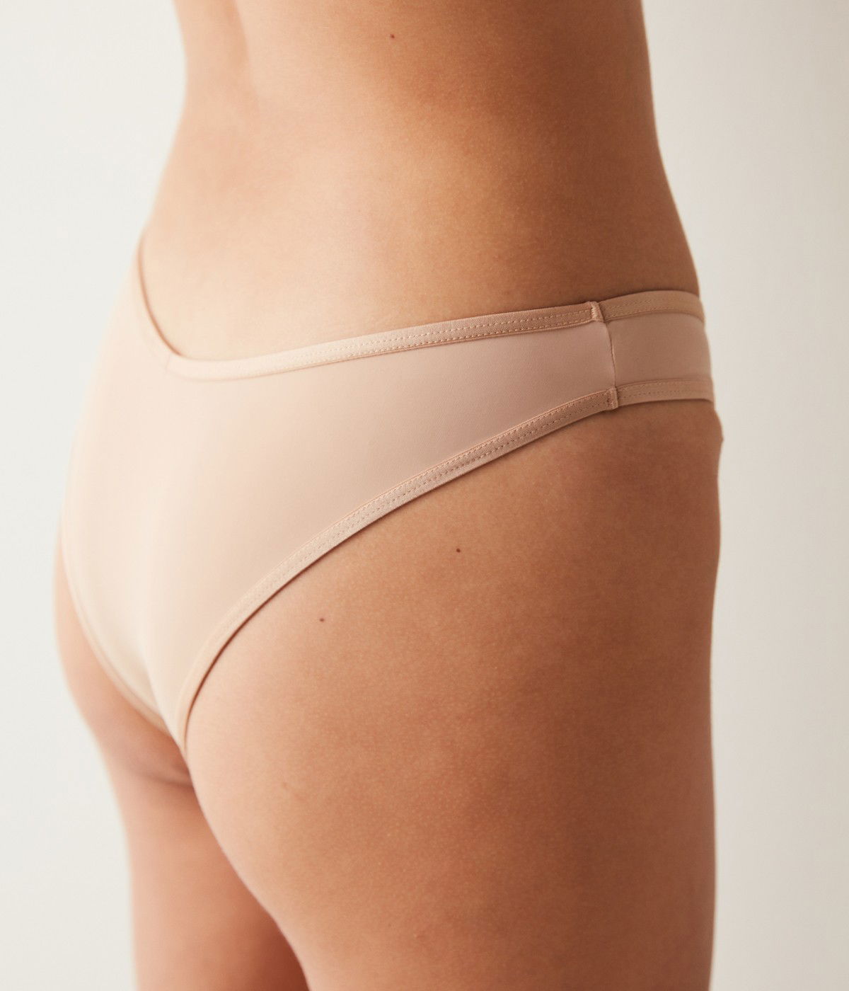 Micro V Shape Brazilian